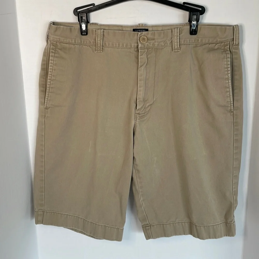 JCrew Rivington khaki shorts men’s size 35W